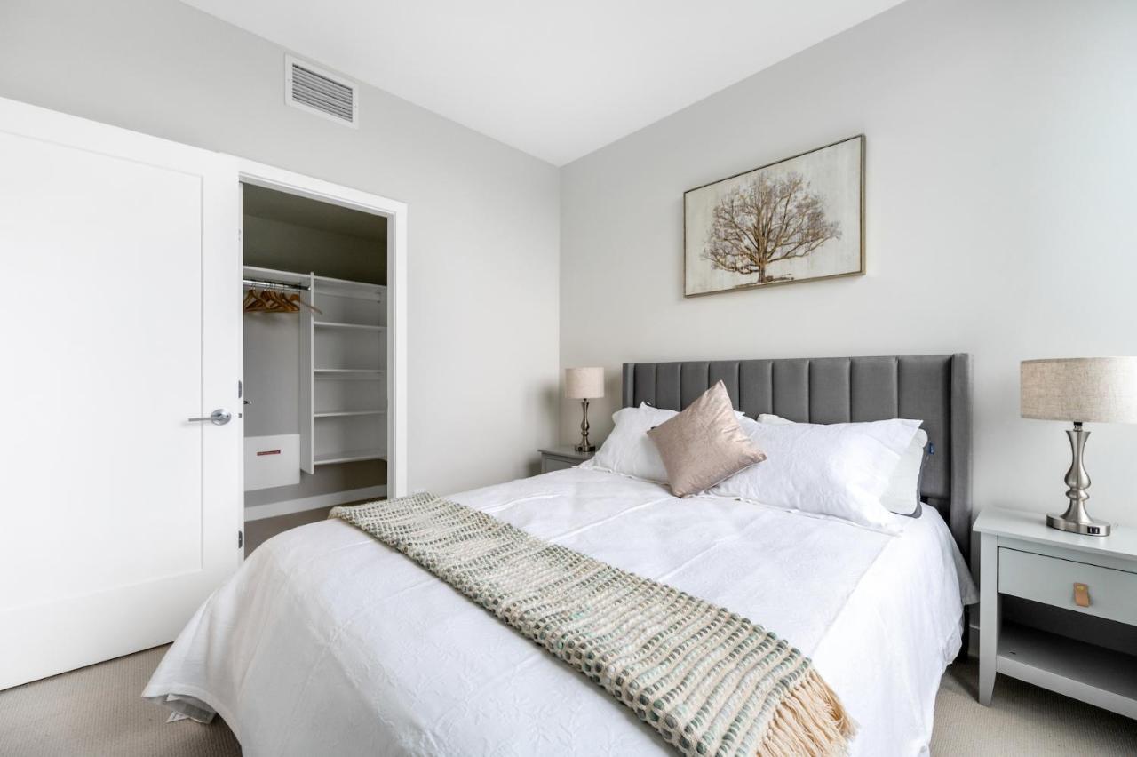 Modern Comfort At Ubc: 1Br Condo Near Campus Vancouver Luaran gambar