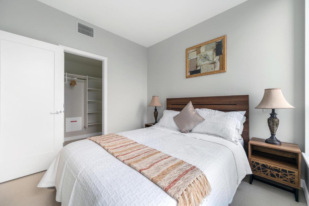 Modern Comfort At Ubc: 1Br Condo Near Campus Vancouver Luaran gambar